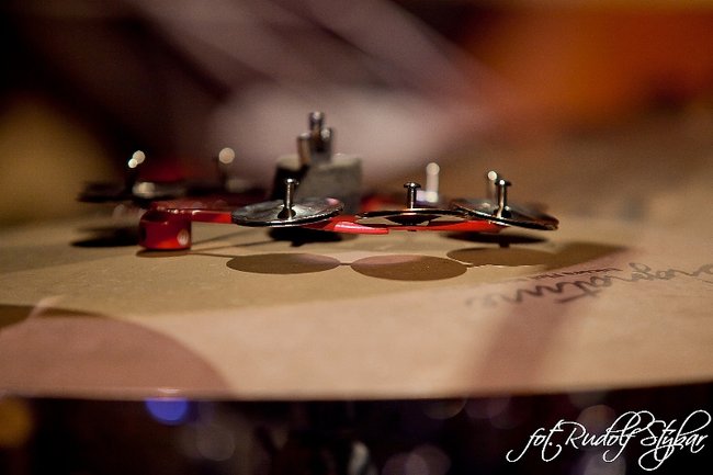 Lena zagrała w Cafe Kultura