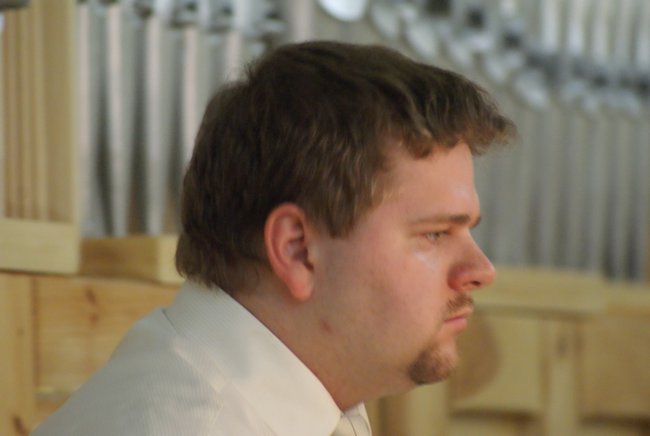 Rozpoczęli koncerty organowe