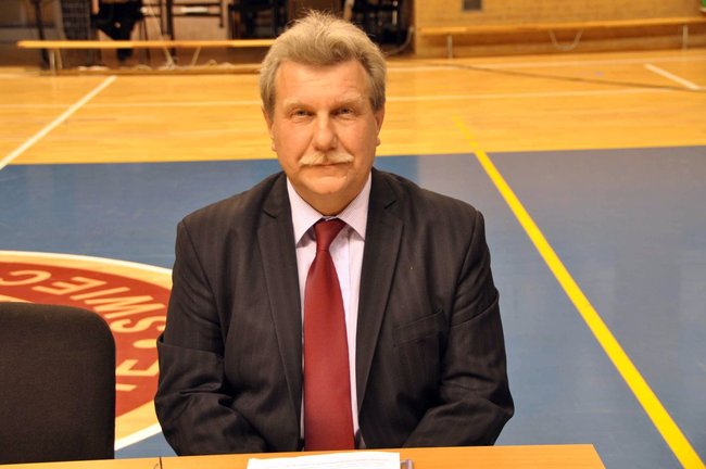 Debata wyborcza prawie bez publiczności