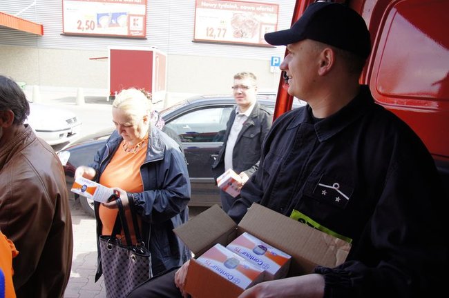 Sto glukometrów w pół godziny