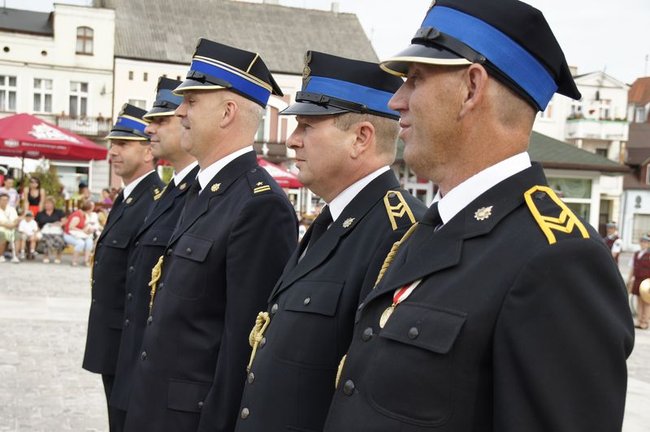 Strażacy świętowali na rynku