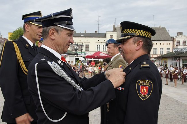 Strażacy świętowali na rynku