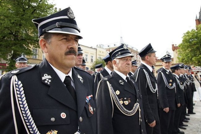 Strażacy świętowali na rynku