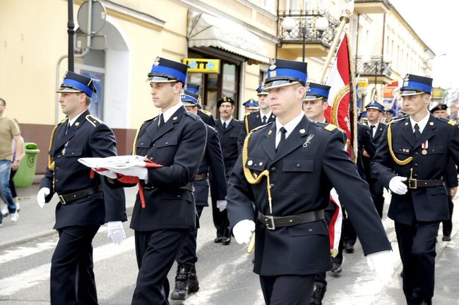 Strażacy świętowali na rynku