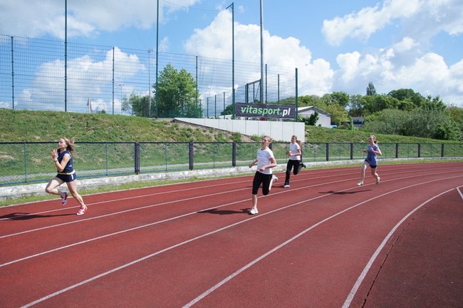 Gimnazjaliści rywalizowali na stadionie