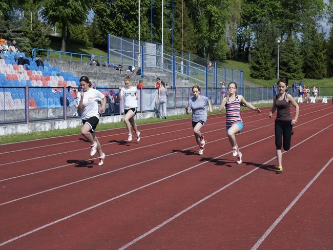 Gimnazjaliści rywalizowali na stadionie