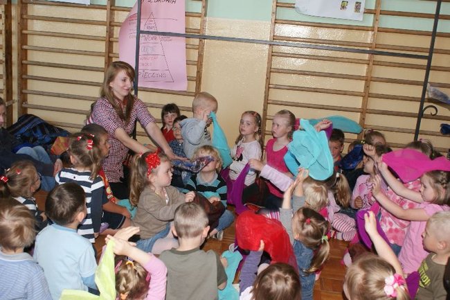 Maluchy spotkały się z ciekawymi ludźmi