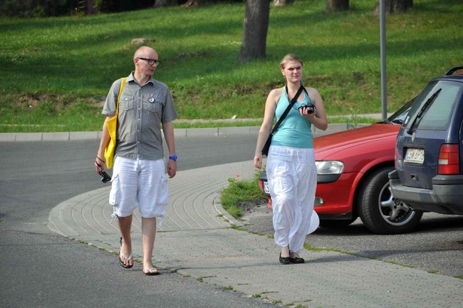 Obiektywy wycelowane w koszary