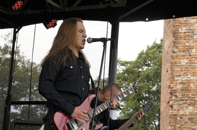 Metal zawładnął zamkiem