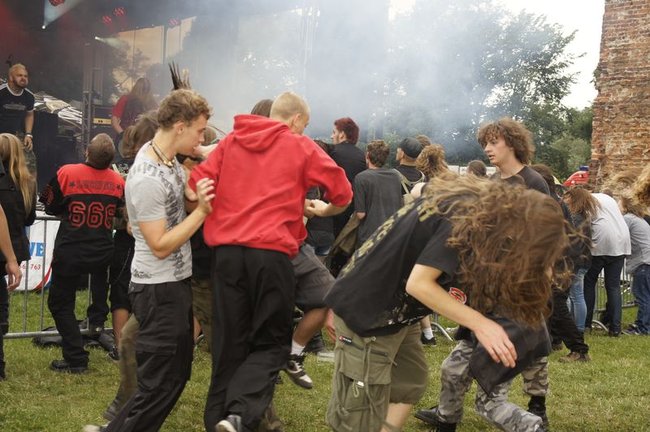 Metal zawładnął zamkiem