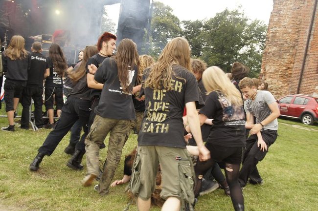 Metal zawładnął zamkiem