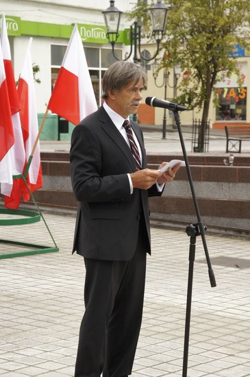 Święto wojska na Dużym Rynku - wideo