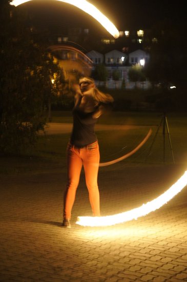 Z pasją machają ogniami