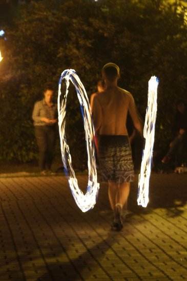 Z pasją machają ogniami