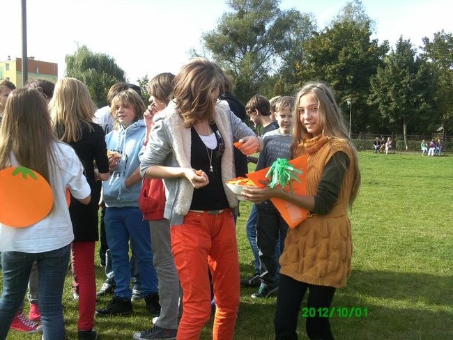 Zaśpiewały dla chłopaków