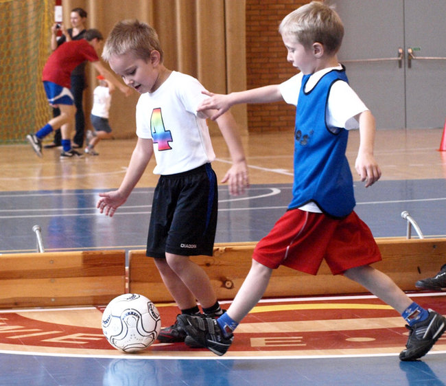 Turniej przedszkolaków w hali
