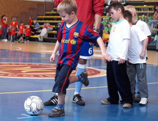 Turniej przedszkolaków w hali