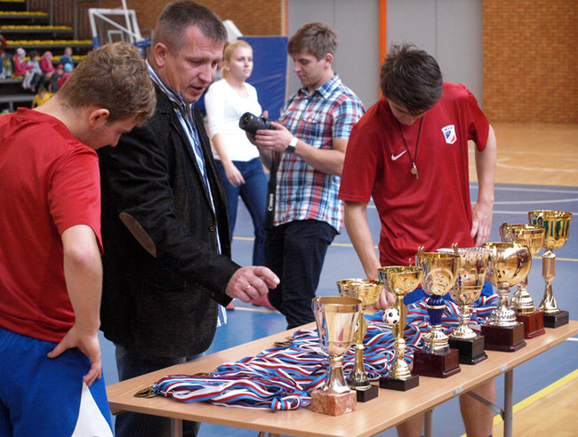 Turniej przedszkolaków w hali