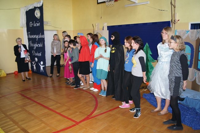 Pracują dla dzieci od 65 lat