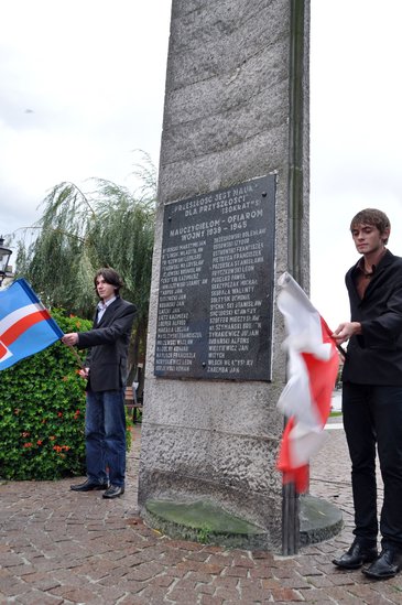 Pamięci pomordowanych świecian