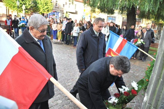 Pamięci pomordowanych świecian