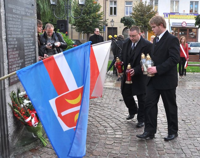 Pamięci pomordowanych świecian
