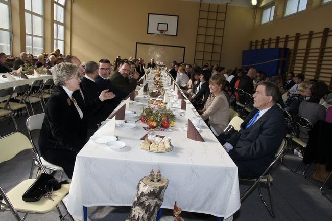 Pracownicy ZSP spotkali się przy wspólnym stole