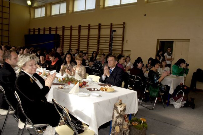 Pracownicy ZSP spotkali się przy wspólnym stole