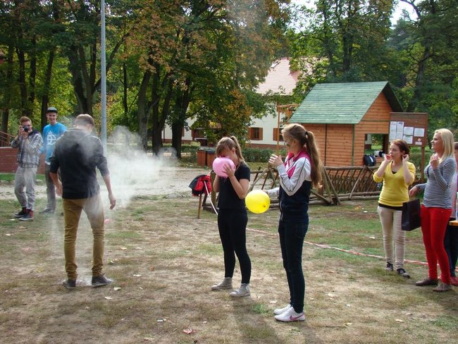 Białe się integrowało