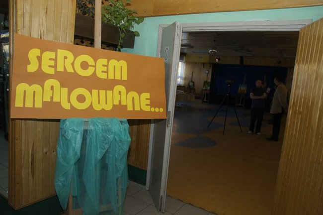 Obrazy maluje sercem