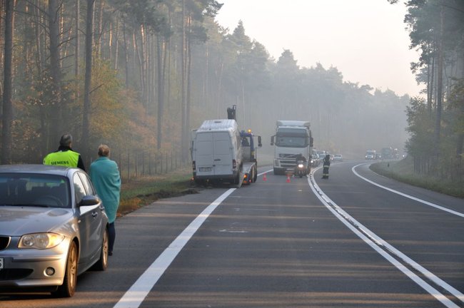 Zasnął za kierownicą