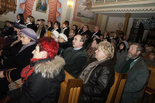 Chórzyści z Xanten i Świecia zaśpiewali w Klasztorku - fotorelacja