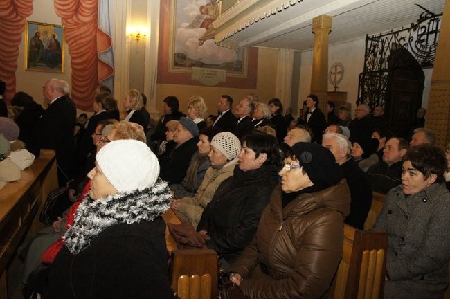 Chórzyści z Xanten i Świecia zaśpiewali w Klasztorku - fotorelacja