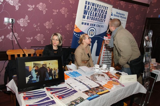 Mikołajkowe targi w Cechu