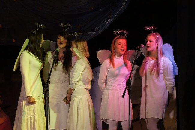 Licealiści opowiedzieli o Bożym Narodzeniu