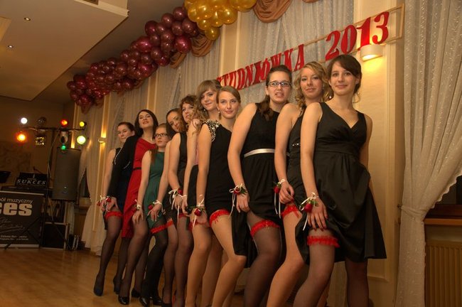 Odliczyli sto dni do matury - fotorelacja