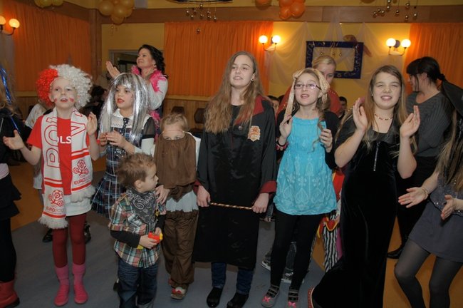 Światowe tańce w Stokrotce - fotorelacja