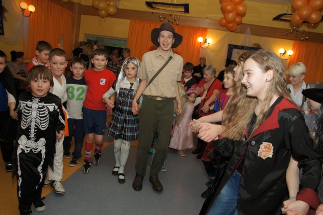 Światowe tańce w Stokrotce - fotorelacja