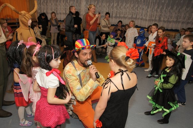 Światowe tańce w Stokrotce - fotorelacja