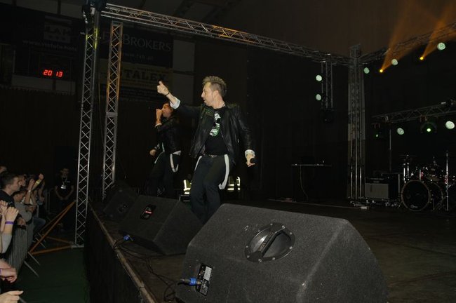 Weekend roztańczył halę