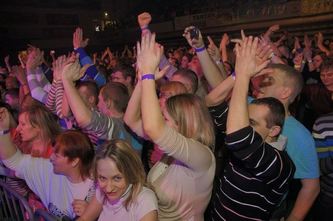 Weekend roztańczył halę