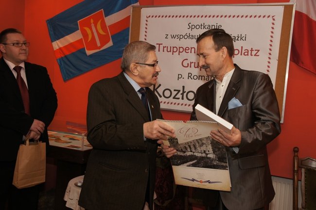 Opowieść o obozie w Grupie