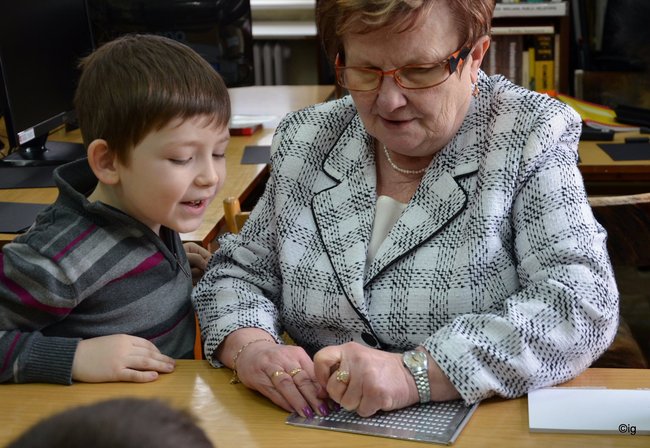 Jak osoby niewidome widzą? kolory?