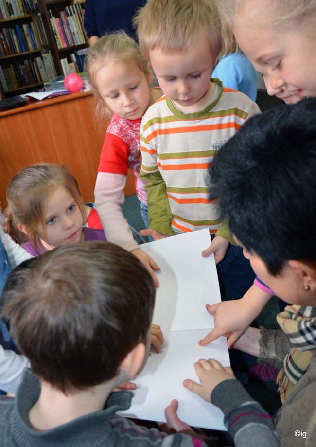 Jak osoby niewidome widzą? kolory?
