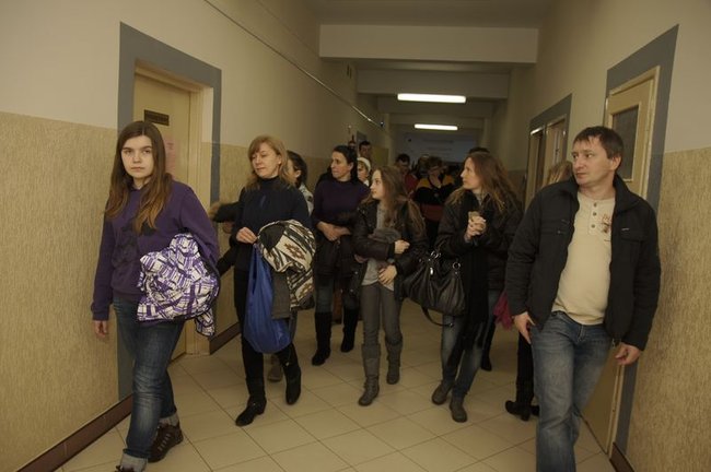 Przedstawienie na drzwi otwarte