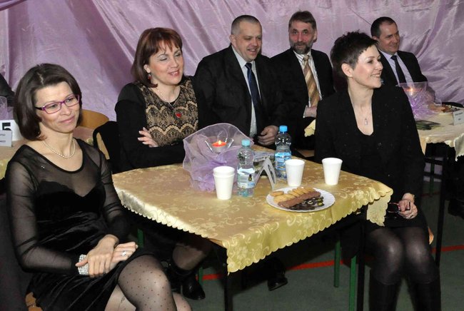 Turniej tańca towarzyskiego ? relacja foto i wideo