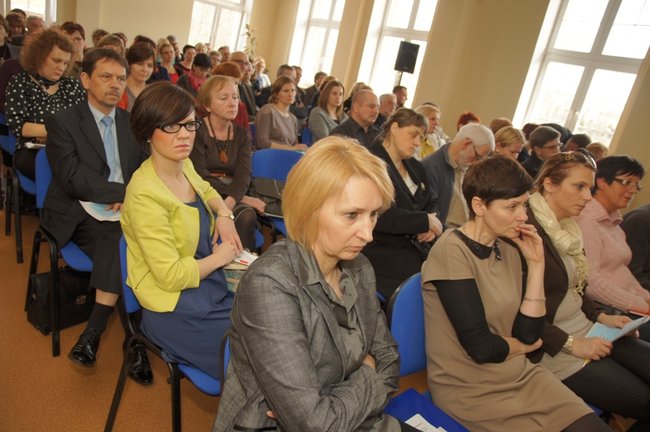 Debatowali o oświacie