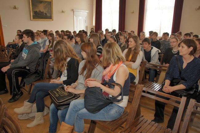 Karolina ma matematykę w małym palcu