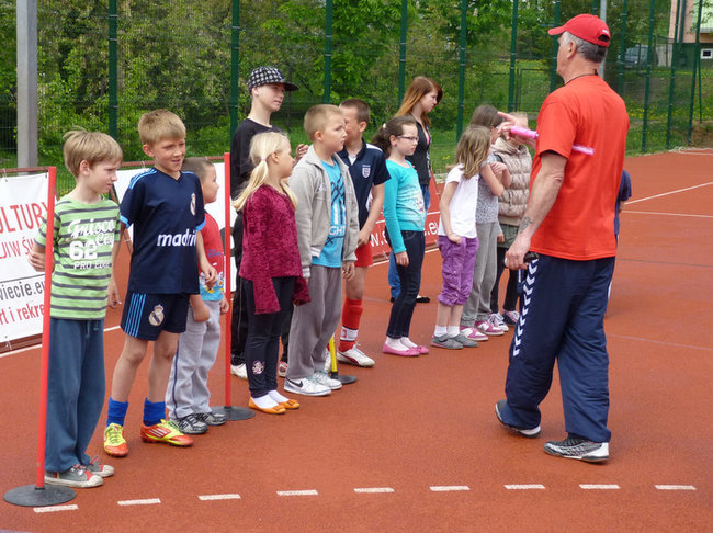 Sport i zabawa na świeckim Orliku