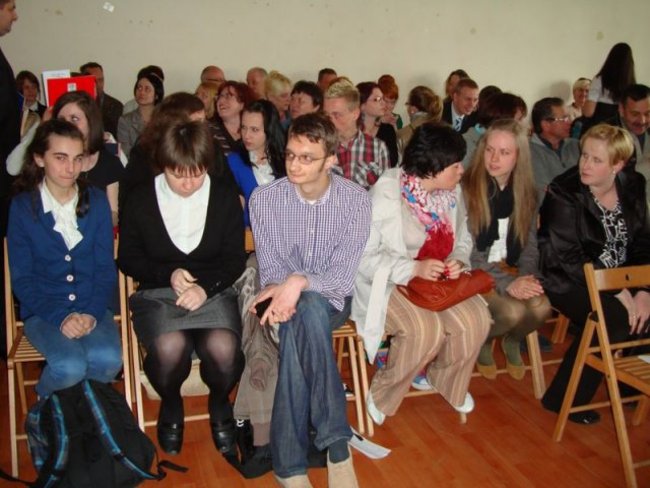 Maturzyści z Katolika odebrali świadectwa